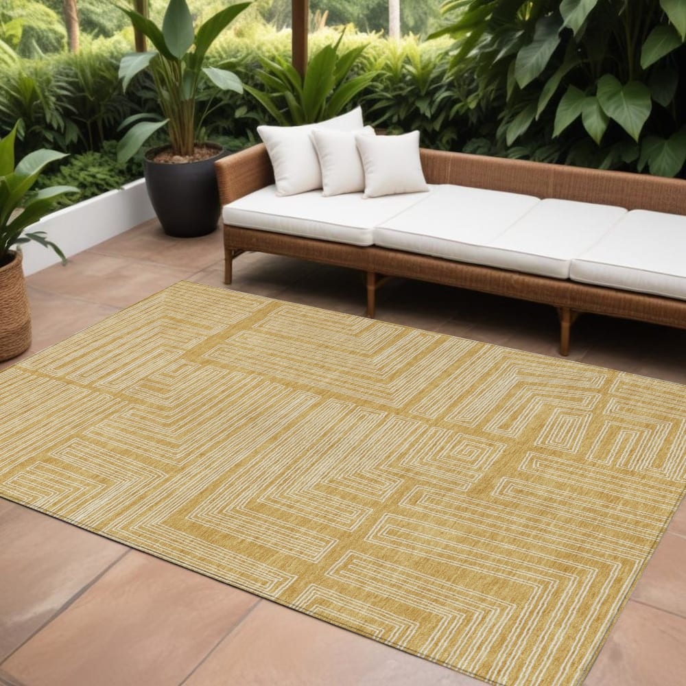 HomeRoots Geometric Transitional Rectangle Outdoor Rug
