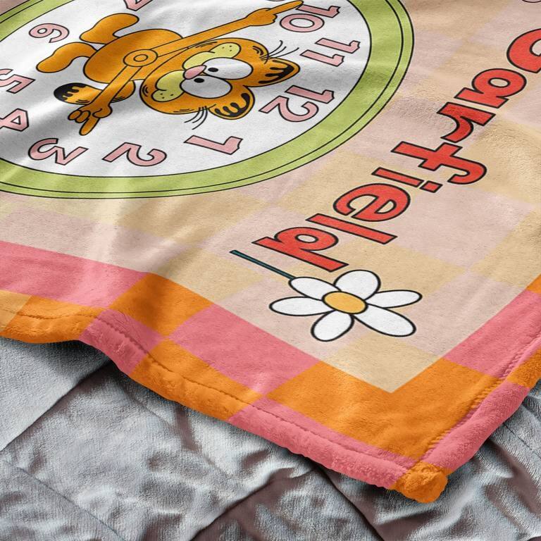 Nickelodeon Garfield Silk Touch Throw Blanket