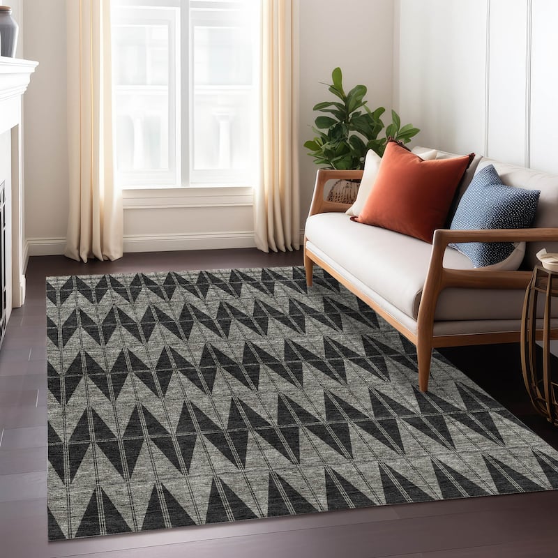 Machine Washable Indoor/ Outdoor Modern Zeke Chantille Rug