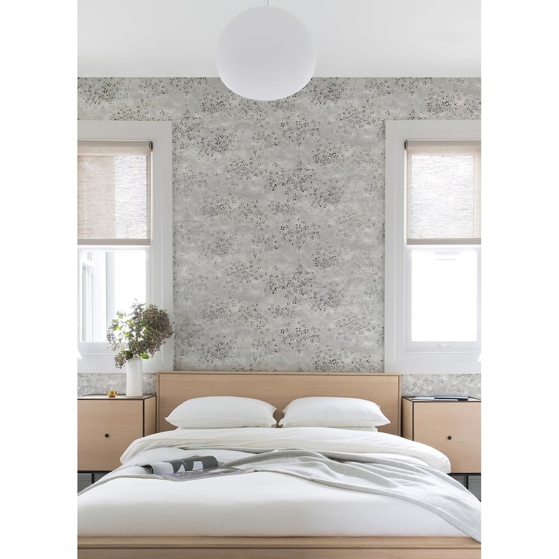 Abstract Gilbert Arian Silver Abstract 33' L X 27.6" W Wallpaper Roll - Silver
