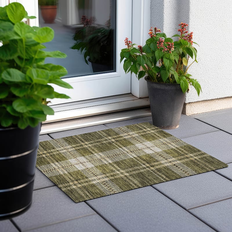 Machine Washable Indoor/ Outdoor Chantille Plaid Cozy Rug - Olive - 1'8" x 2'6"
