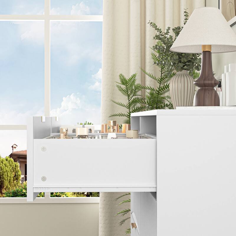 Modern 8 Drawers Dresser Chests for Bedroom, 47.2" Wide Wood Chest of Drawers with Gold Metal Handle, Drawer Organizer