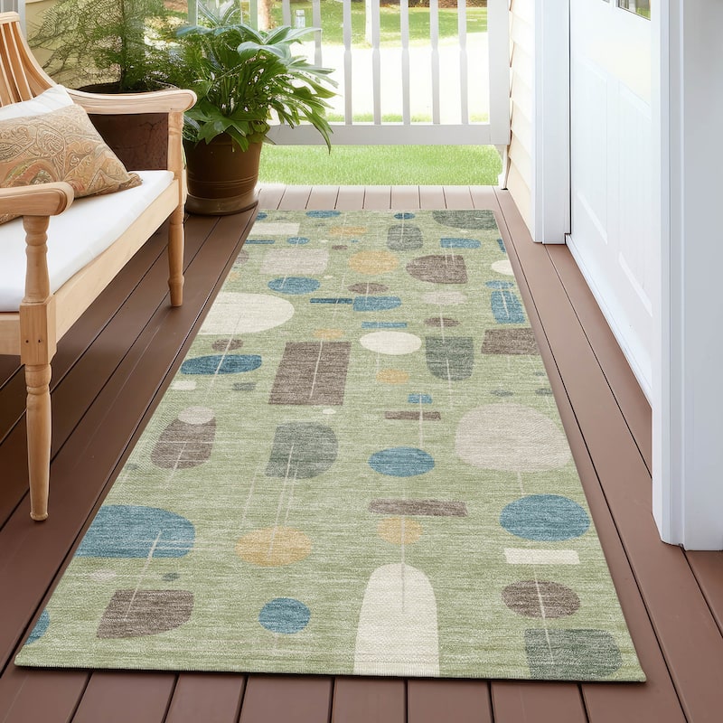 Machine Washable Indoor/ Outdoor Contemporary Fun Chantille Rug - Aloe - 2'3" x 7'6"