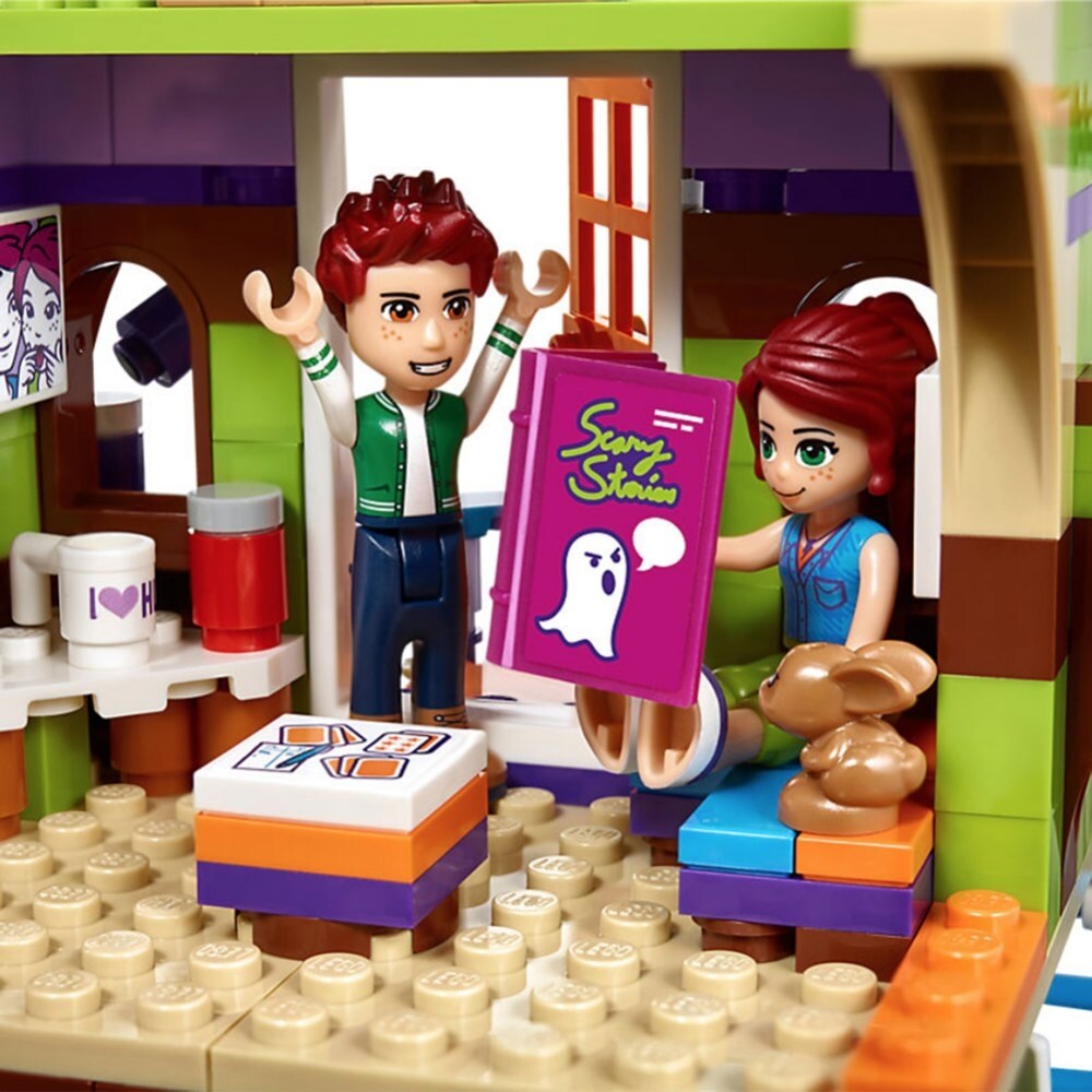 mia's tree house legos