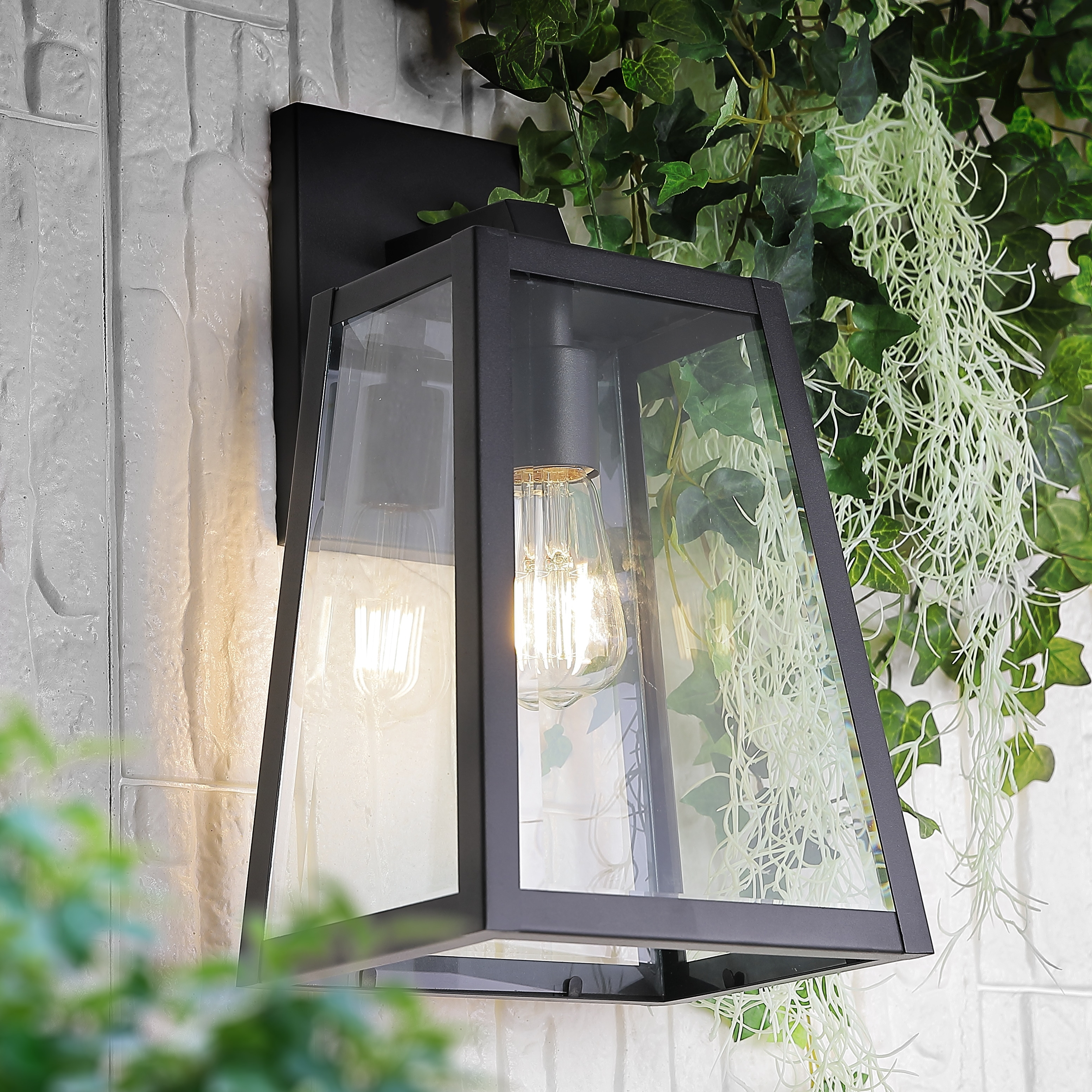 JONATHAN Y Westfield 9" Iron/Glass Modern Industrial Angled LED Outdoor Lantern, Black