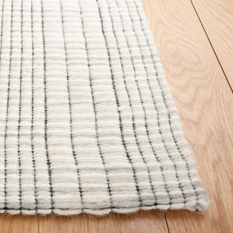 SAFAVIEH Handmade Marbella Sama Stripe Wool Rug