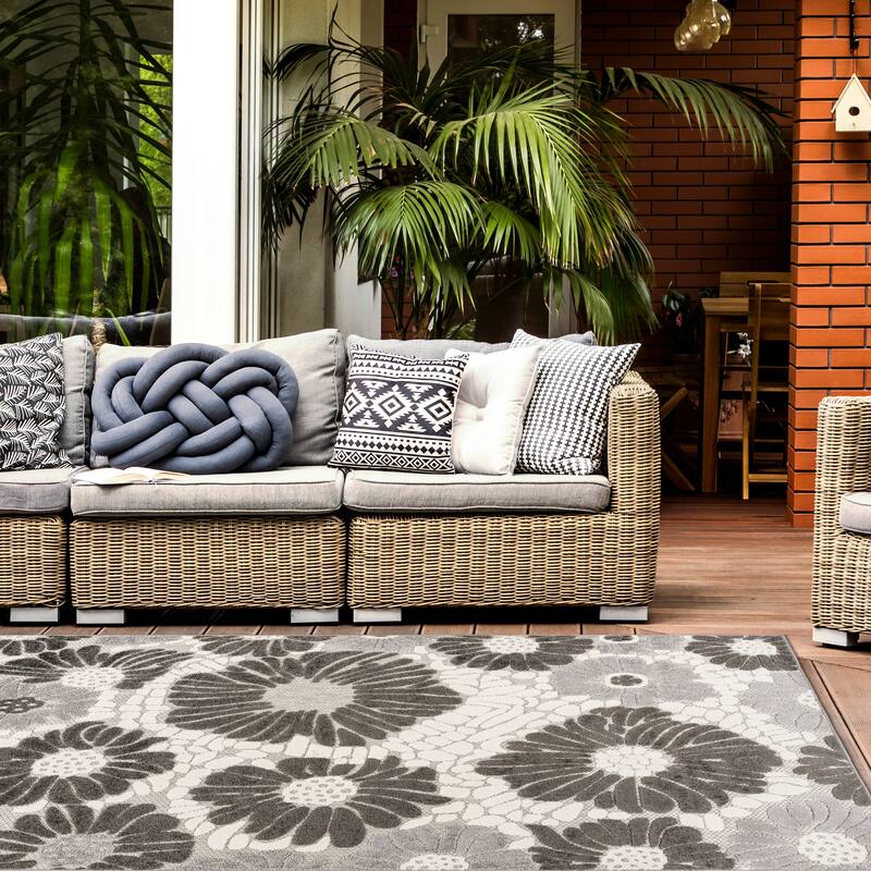 World Rug Gallery Palermo Modern Floral Indoor/Outdoor Area Rug - 7' 10" x 10' - Gray
