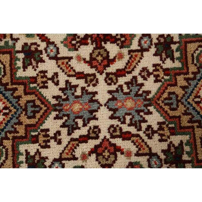 Hand Knotted Oriental 100% Wool Carpet Traditional Geometric Beige & Ivories Heriz (serapi) Runner Rug - 7' 10'' X 2' 7''