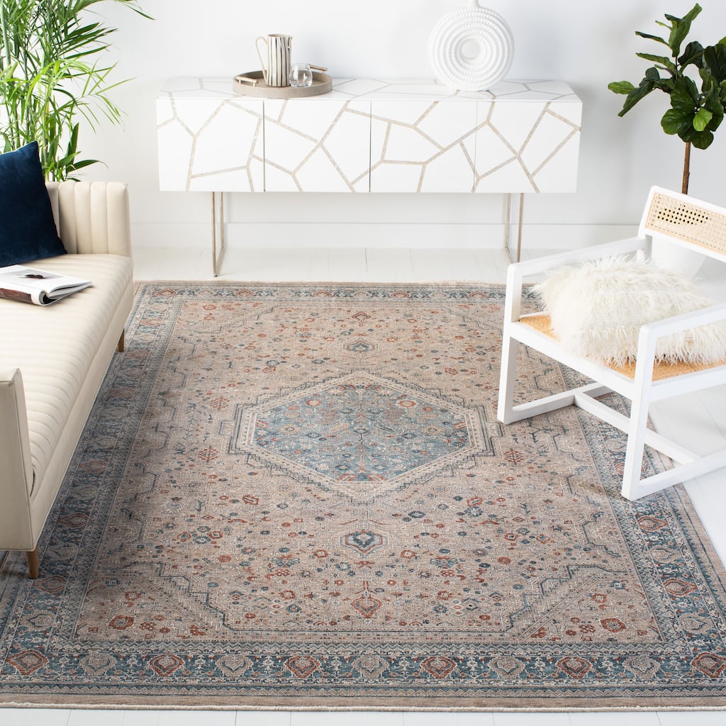SAFAVIEH Signature Camilla Vintage Rug
