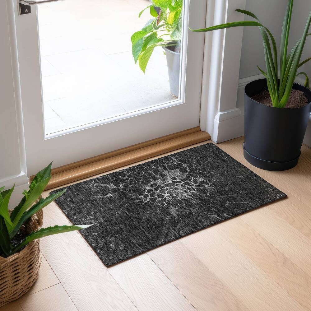 Machine Washable Indoor/ Outdoor Chantille Modern Floral Rug