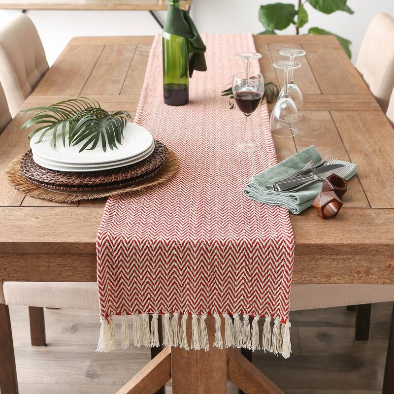 DII Chevron Table Runner
