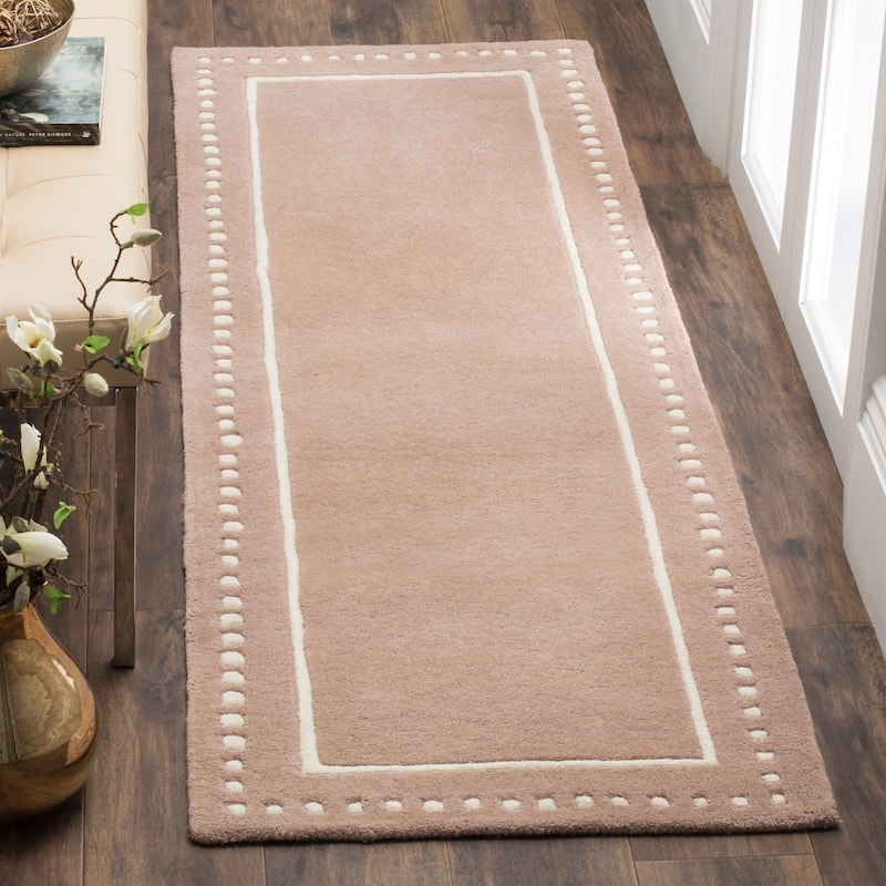 SAFAVIEH Handmade Bella Alverta Dotted Border Wool Rug - 2'3" x 7' Runner - Beige/Ivory