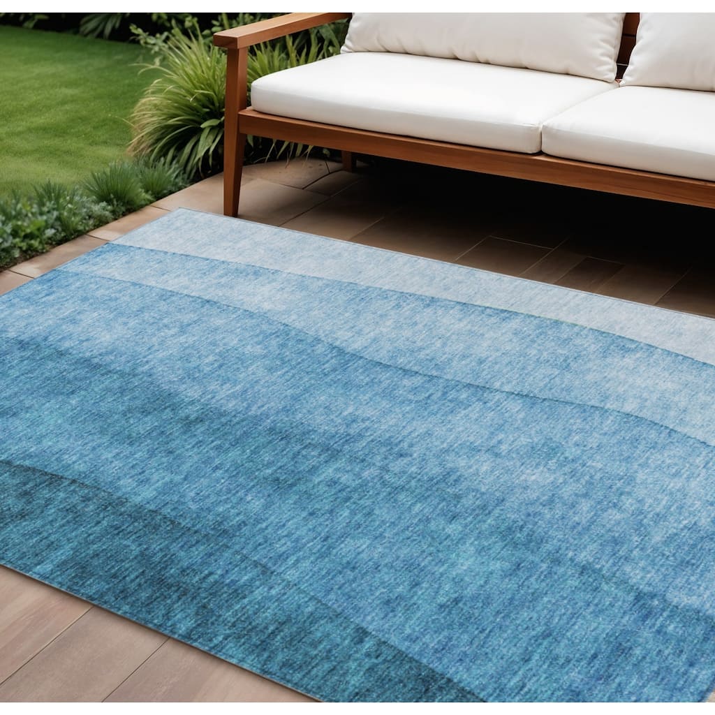 HomeRoots Ombre Transitional Rectangle Outdoor Rug