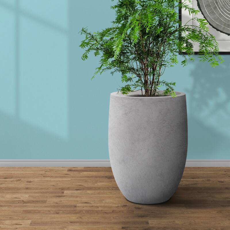 Kante Lightweight Concrete Outdoor Round Tall Planter, 21.7 Inch Tall
