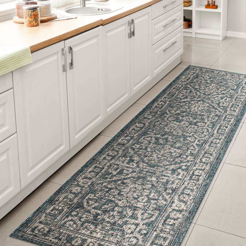 JONATHAN Y Medallion Textured Weave Indoor/Outdoor Area Rug