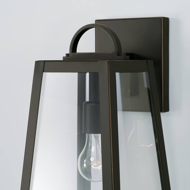 Leighton 8" 1-light Outdoor Wall Lantern w/ Clear Glass