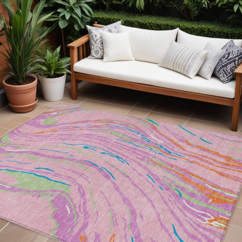 HomeRoots Abstract Transitional Rectangle Outdoor Rug - 8' X 10'