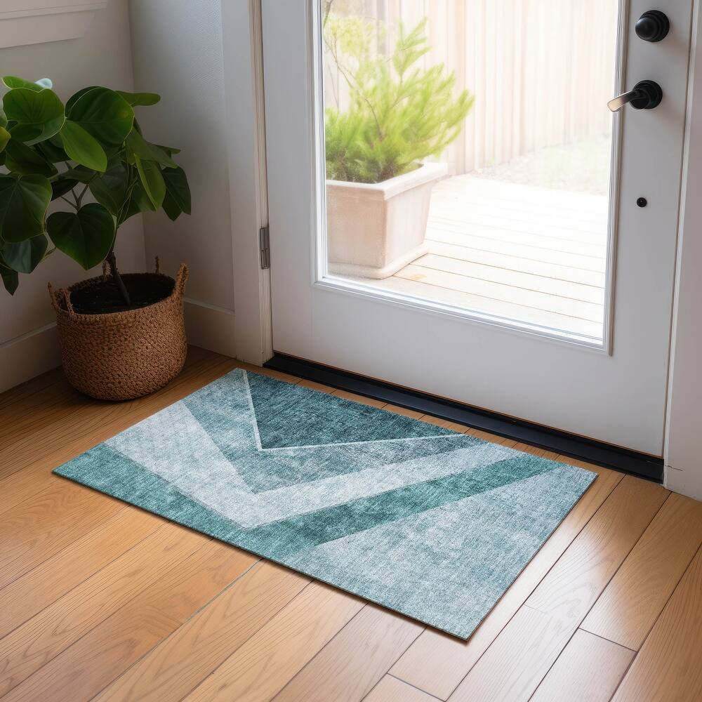 Machine Washable Indoor/ Outdoor Chantille Modern Geometric Rug