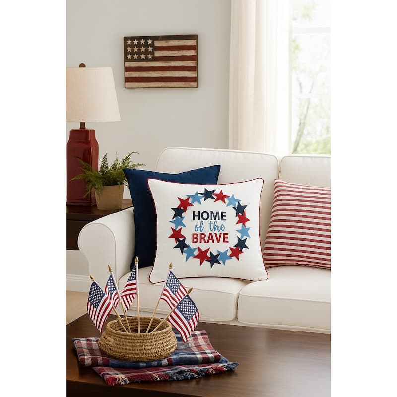 18" x 18" Patriotic "Home Of The Brave" Wreath Pattern Applique Accent Throw