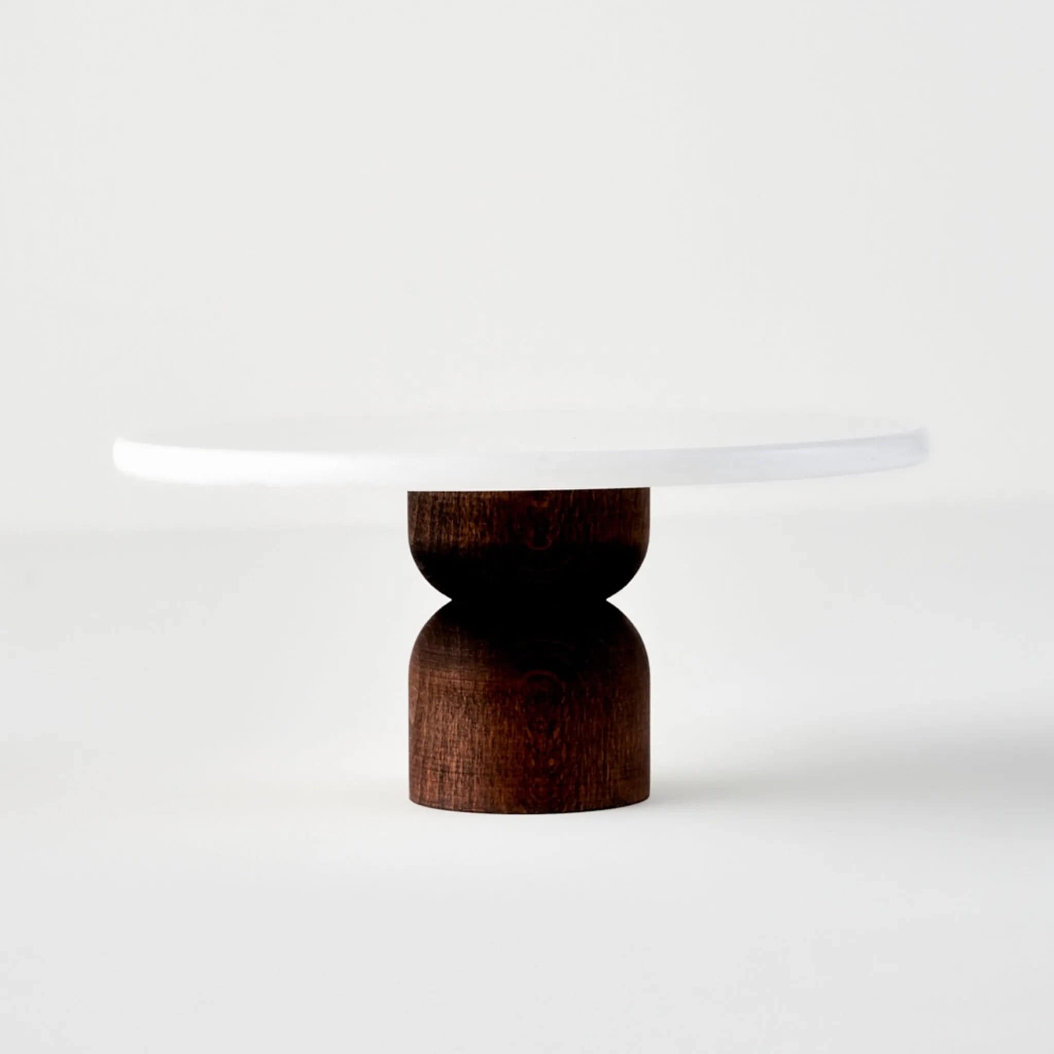 Olmo Marble Cake Stand