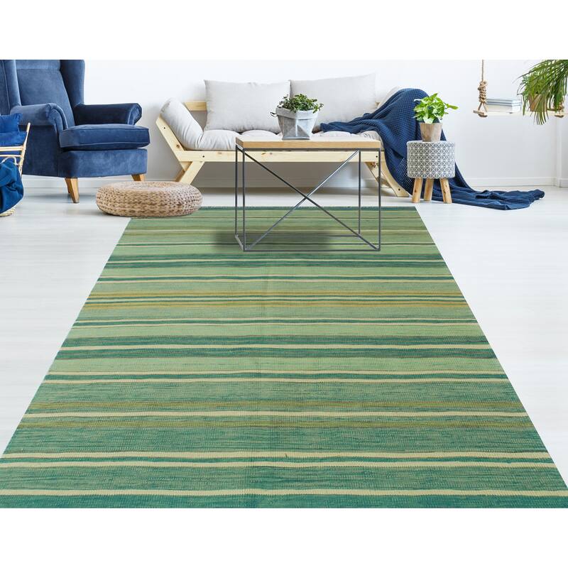 Hand-Woven Winchester Kilim Lareen Lt. Green/Blue Rug - 4'9" x 6'10"