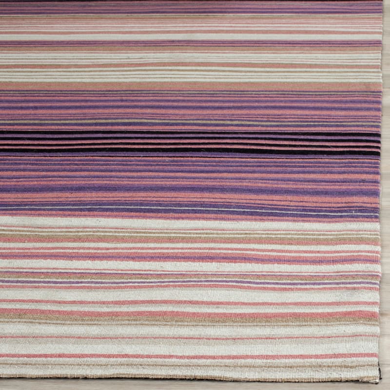 SAFAVIEH Handmade Marbella Gudlin Modern Wool Rug