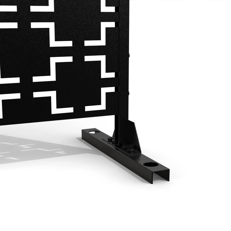 Outdoor Free Standing Metal Privacy Screen