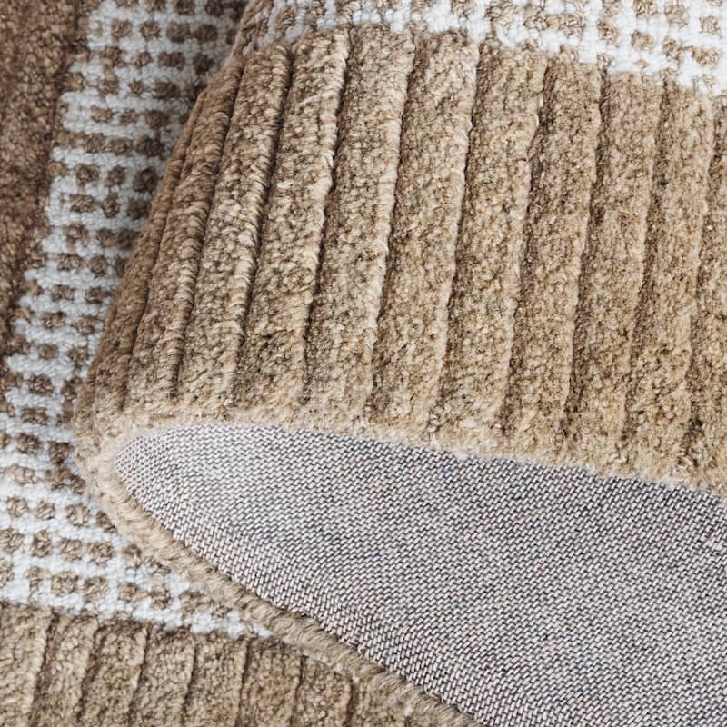 SAFAVIEH Handmade Renewal Anduela Rug