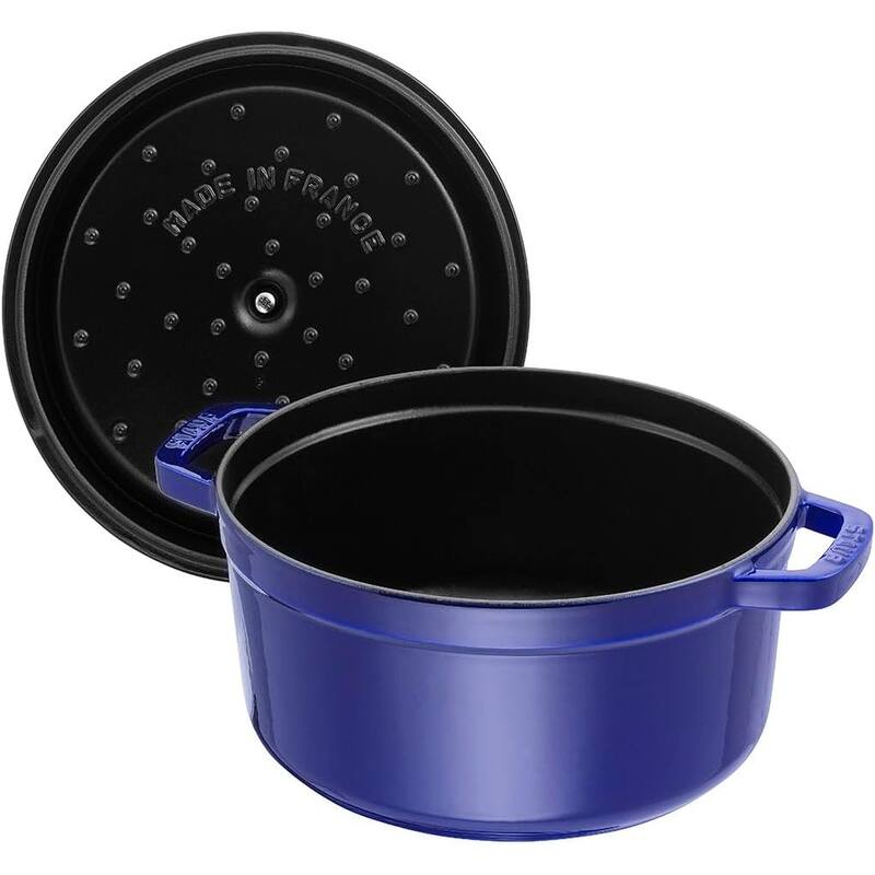Staub 24cm / 4 qt Cast Iron Round Cocotte, Dark Blue
