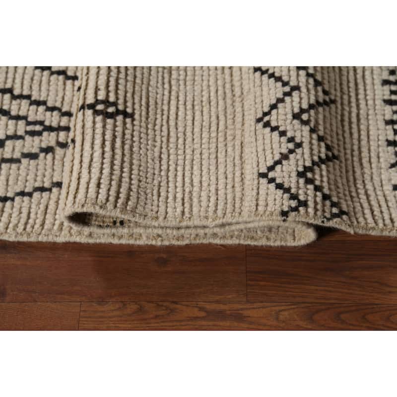 Beige / Ivory Moroccan Area Rug Handmade Wool Carpet - 6'0"x 9'5"