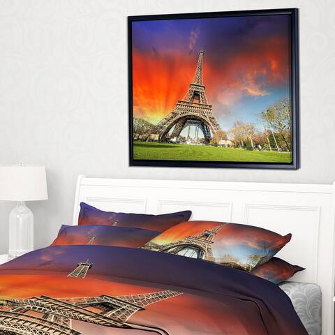 Designart 'Paris Eiffel TowerUnder Colorful Sky' Landscape Photo Framed Canvas Art Print