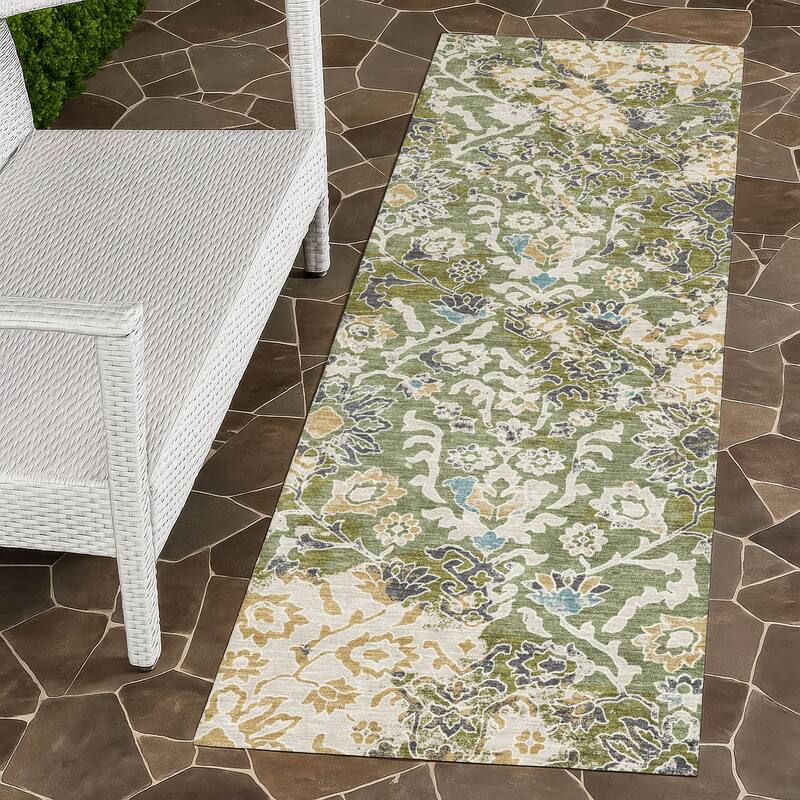 Machine Washable Indoor/ Outdoor Global Avon Chantille Rug - Fern - 2'3" x 7'6"