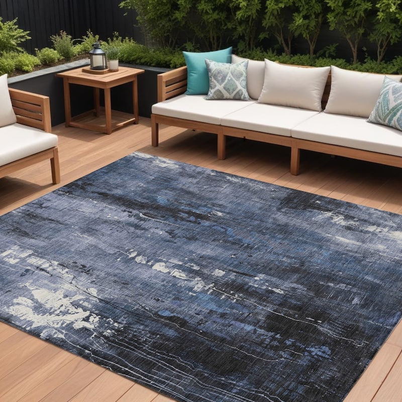 HomeRoots Abstract Transitional Rectangle Outdoor Rug - 10' X 14'
