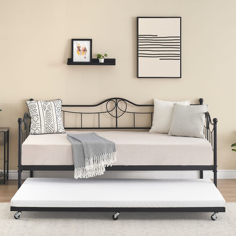 Twin Size Daybed with Trundle