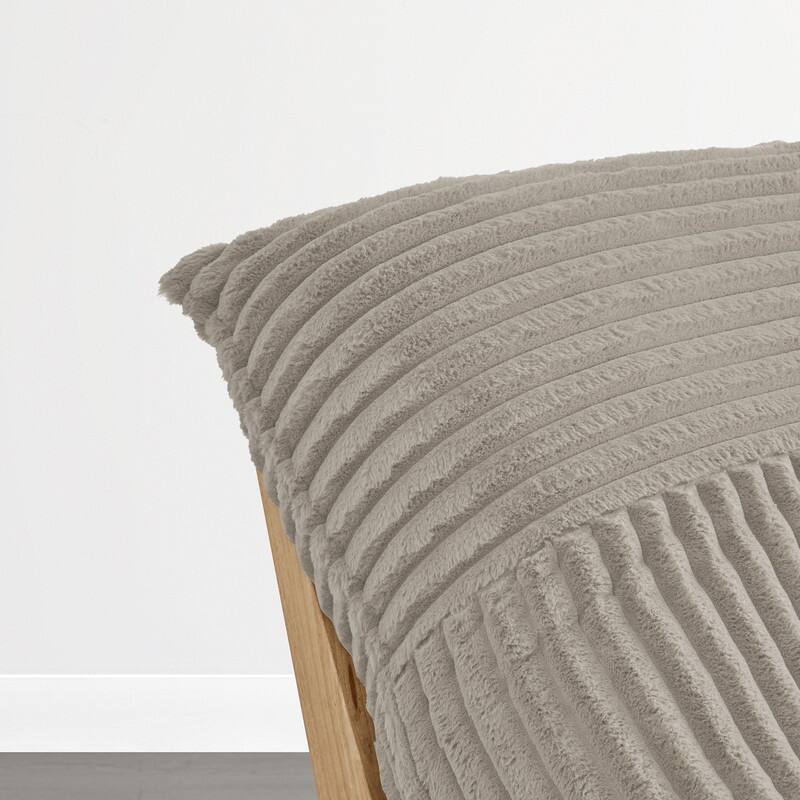 Spruce & Spring Oversized Lounge Accent Chair with Plush Cushions and Solid Wood Frame