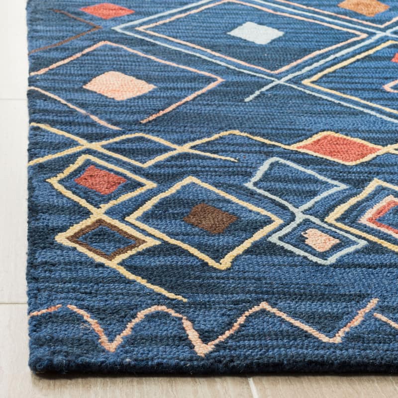 SAFAVIEH Handmade Suzani Dalmazia Boho Tribal Wool Rug