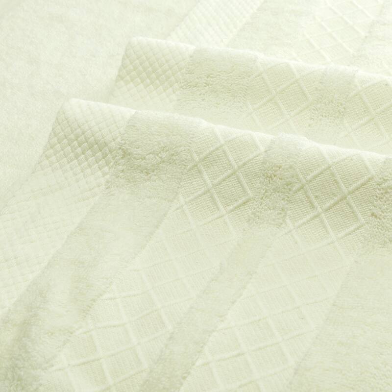 Striped 2-Piece Cotton Bath Towels, Absorbent and Light Weight Towels for Bathroom, Hotel, Spa 28" x 56" - White