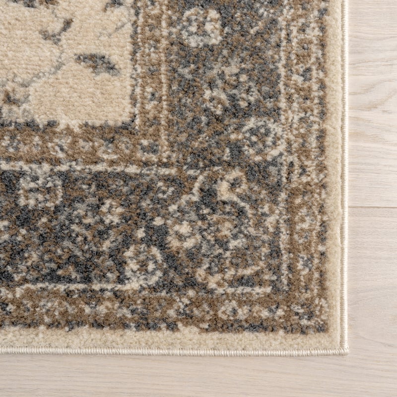 Nuloom Jolie Traditional Medallion Area Rug