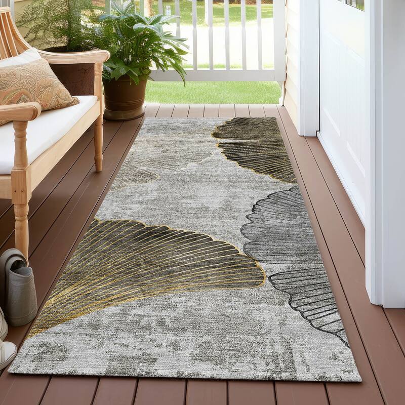 Machine Washable Indoor/ Outdoor Chantille Modern Floral Rug
