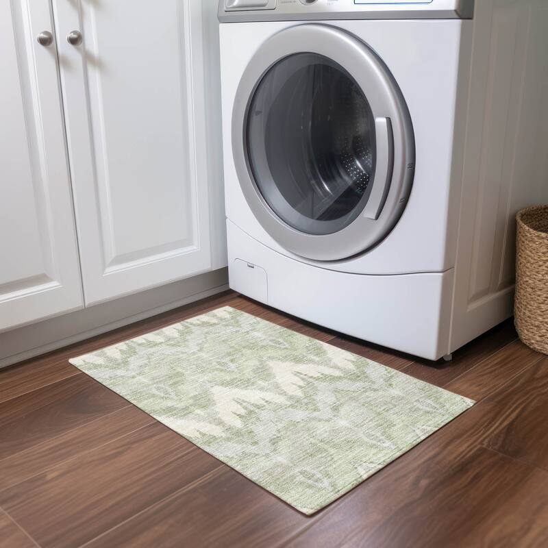 Machine Washable Indoor/ Outdoor Chantille Boho Ikat Rug