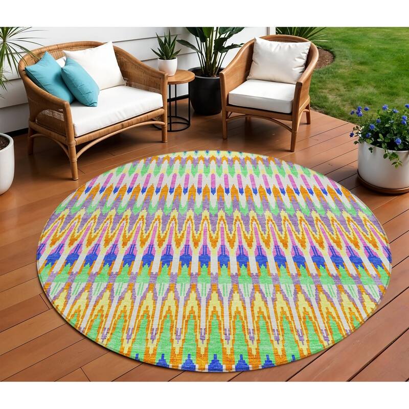 HomeRoots Southwestern Transitional Rectangle Outdoor Rug - 8' Round