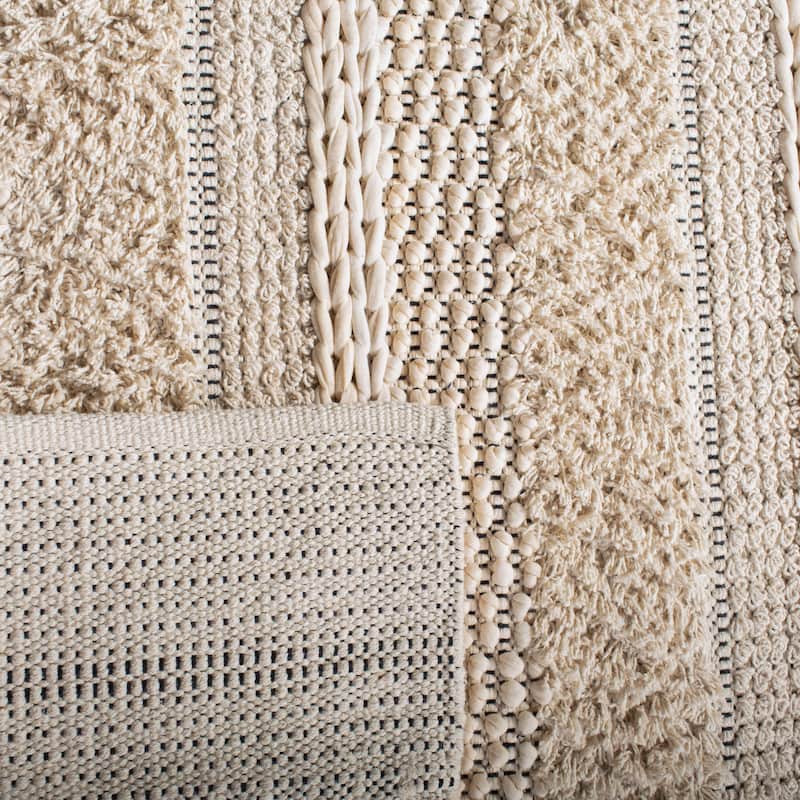 SAFAVIEH Handmade Natura Ingiridur Stripe Cotton Rug