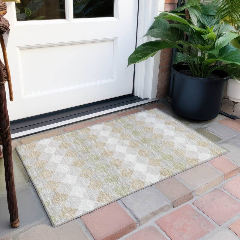 Machine Washable Indoor/ Outdoor Modern Mosaic Chantille Rug - Beige - 1'8" x 2'6"