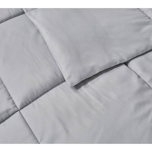 Double-stitched Microfiber Hypoallergenic Down Alternative Comforter