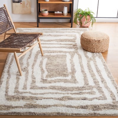 SAFAVIEH Handmade Casablanca Yngvild Wool Rug