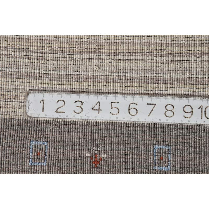 Hand Knotted Oriental 100% Wool Carpet Tribal Tribal Beige & Ivories Gabbeh Area Rug - 5' 10'' X 4' 1''