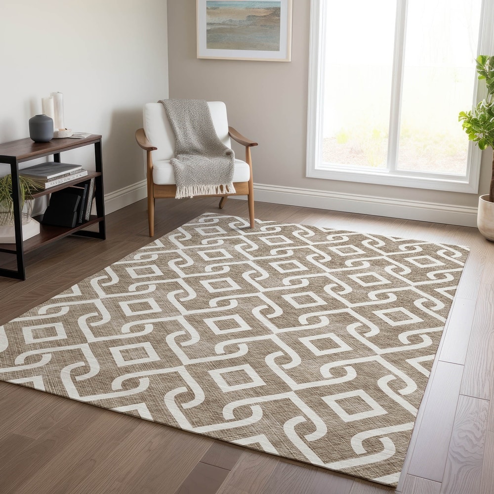 Machine Washable Indoor/ Outdoor Chantille Trellis Scroll Rug