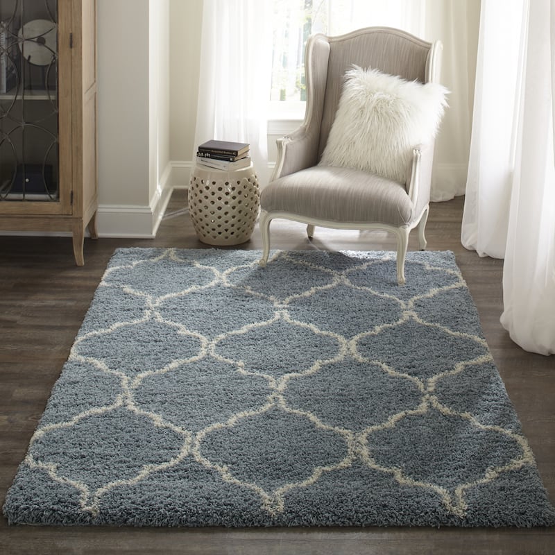 Momeni Maya Contemporary Geometric Area Rug.