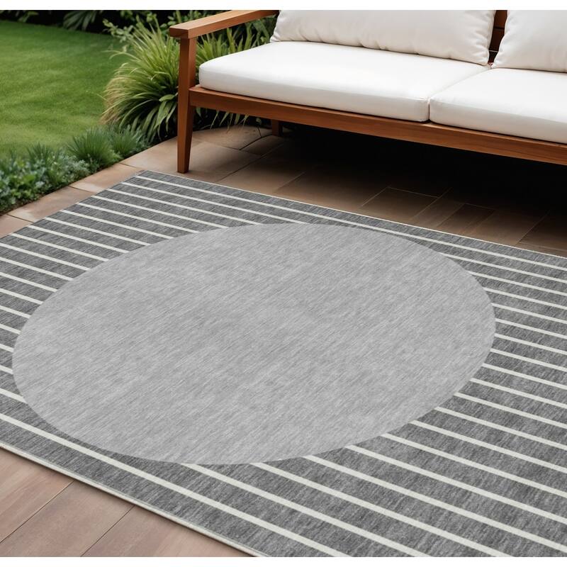HomeRoots Striped Transitional Rectangle Outdoor Rug - 9' X 12'