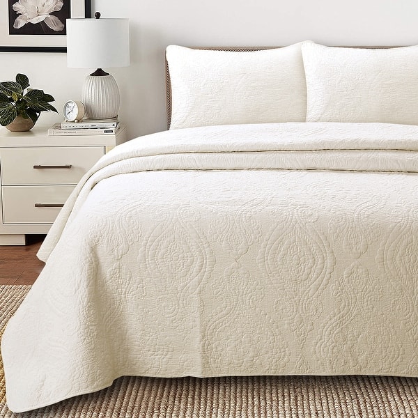 Gracewood Hollow Golding Medallion Cotton Solid (White, Ivory or Gray) Quilt Bedding Set - Ivory - King